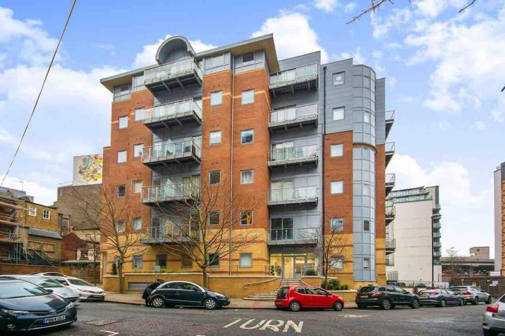 Cozy Modern Apartment In Croydon Central Esterno foto
